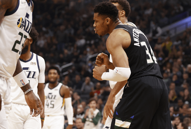 球天下官网-戈贝尔27+12爵士轻取雄鹿